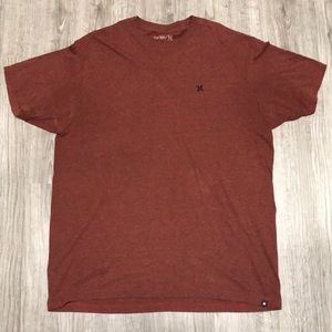 Hurley maroon t-shirt